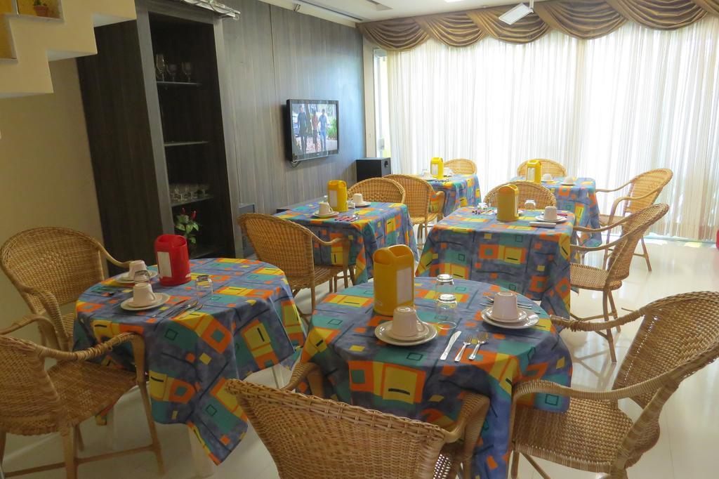 Casa de hóspedes Mdj Suítes 2*